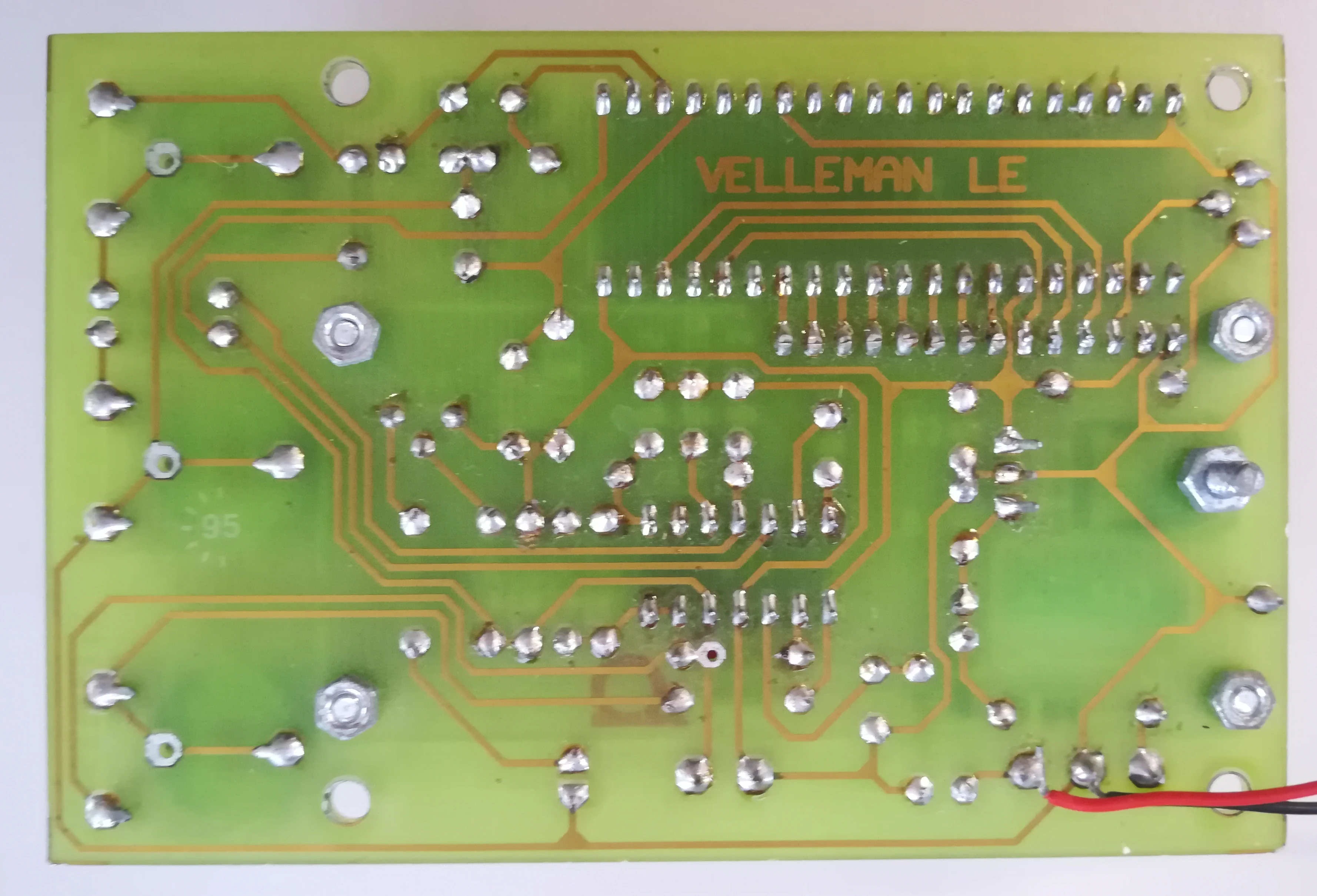 Een Morse Code Vertaler (Achteraangezicht)